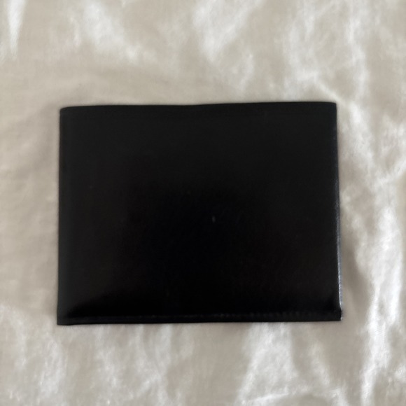 VINTAGE Rolfs Bifold Black Leather Wallet Card Slots Cowhide - EUC - Picture 1 of 3